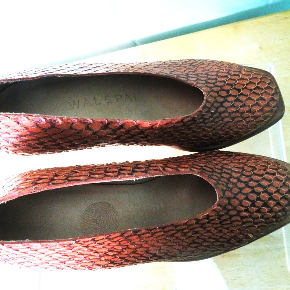 Wal & Pal Los Angeles Leather Slip-on Shoes Made in Brazil Size 7.5 (38) - Picture 4 of 11